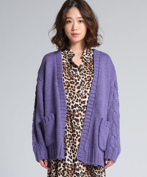 LIPSTAR(リップスター)の「3Gケーブルニットカーディガン(カーディガン/ボレロ・レディース・オフホワイト/ブラウン/パープル・M)」の4枚目の写真