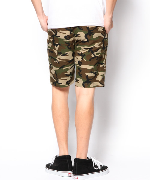 BEAUTY&YOUTH UNITED ARROWS（ビューティーアンドユースユナイテッドアローズ）の「BY リップストップ カモ ノープリーツ ショートパンツ ◆（チノパンツ・メンズ・その他1/その他2・SMALL/LARGE/MEDIUM/X-LARGE）」の4枚目の写真