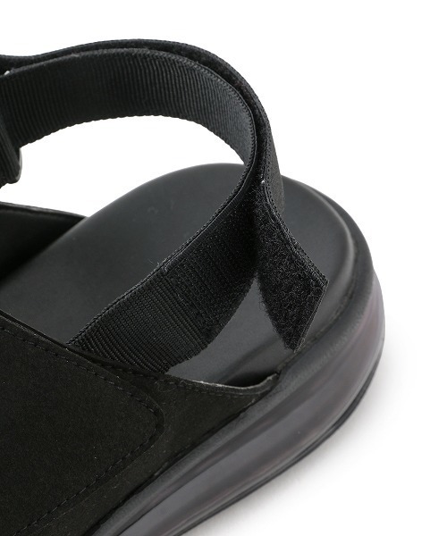 JUNRED（ジュンレッド）の「ボリュームソールサンダル（サンダル・メンズ・ブラック/ネイビー・M/L）」の7枚目の写真