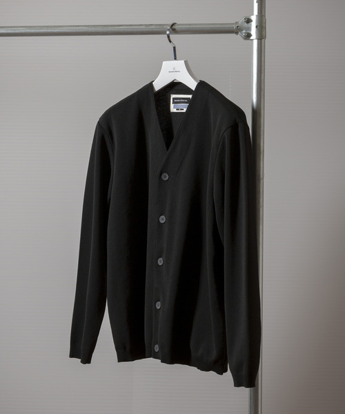 MAISON SPECIAL(メゾンスペシャル)の「“洗える” ファンクションテックドライカーディガン 【MAISON SPECIAL/メゾンスペシャル】(カーディガン/ボレロ・メンズ・ブラック/ラベンダー/オレンジ・46/44/48)」の1枚目の写真