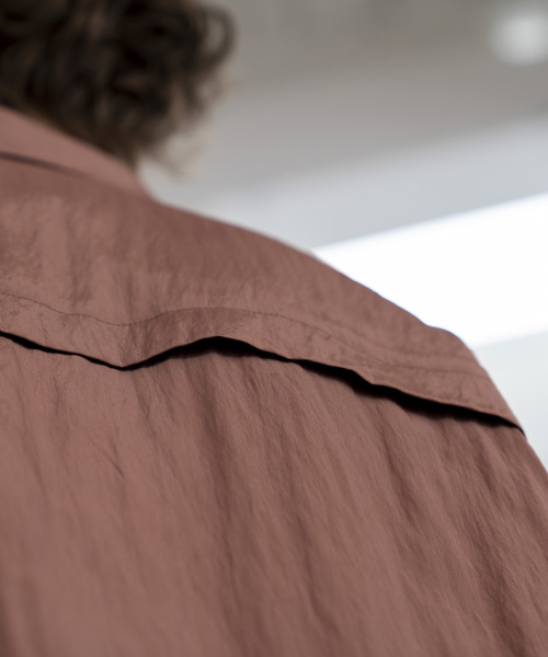 MAISON SPECIAL（メゾンスペシャル）の「ユーティリティポケットオープンカラーシャツ【MAISON SPECIAL/メゾンスペシャル】（シャツ/ブラウス・メンズ・ネイビー/ピンク・44/46/48）」の11枚目の写真