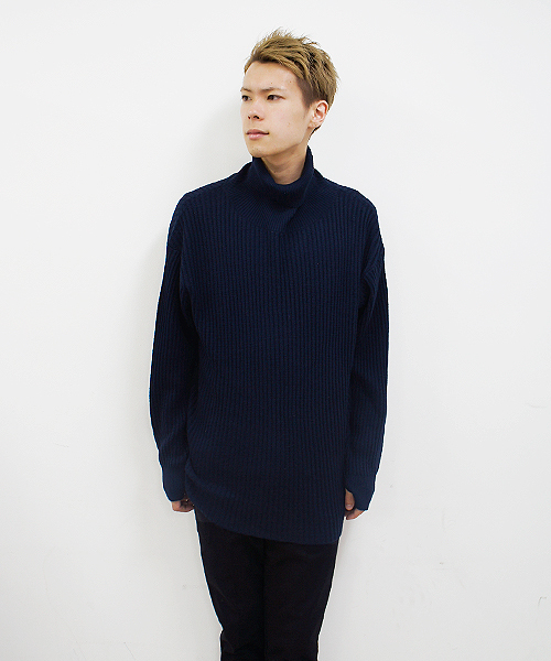 CIAOPANIC(チャオパニック)の「《WEB限定》【1 to 10 people】ロングタートルニット(ニット/セーター・メンズ・ホワイト/ブラック/ネイビー・FREE)」の1枚目の写真