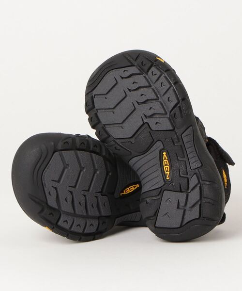 KEEN（キーン）の「NEWPORT H2 / ニューポート エイチツー / キッズ サンダル（サンダル・キッズ・ブラック・18.5cm/19.5cm/17cm/18cm/15cm/16cm）」の7枚目の写真