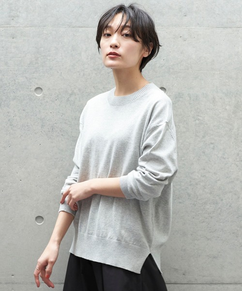 AMERICAN HOLIC（アメリカンホリック）の「クルーネックゆるニットプルオーバー＊（ニット/セーター・レディース・オフホワイト/ブラック/イエロー/ホワイト系その他4/杢グレー/ネイビー/グリーン/ピンク/その他7・M/L）」の4枚目の写真