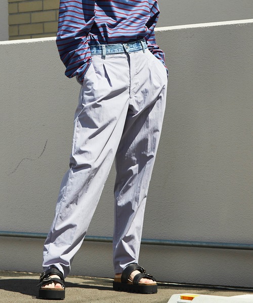 MAISON SPECIAL（メゾンスペシャル）の「《ユニセックスアイテム》【SPECIAL REMAKE FACTORY コラボ】サスティナブルリメイクウエストデニムミックスワイドテーパードパンツ 【MAISON SPECIAL/メゾンスペシャル】（その他パンツ・メンズ・その他5/その他2/その他7/その他1/その他9/その他6/その他3/その他8/その他4/その他12/その他10・44/46/48）」の4枚目の写真