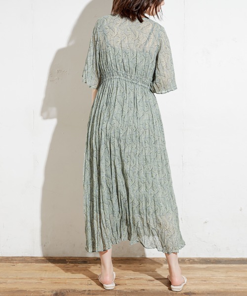 natural couture（ナチュラルクチュール）の「シアーペイズリークリンクルワンピース（ワンピース・レディース・ベージュ/グリーン/パープル・FREE）」の17枚目の写真