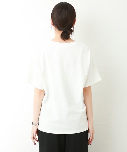 n'ee-ne(ネーネ)の「ヘビーウェイトコットンTシャツ(Tシャツ/カットソー・レディース・カーキ/モカ/ブラック/ブラック×ホワイト/ホワイト×ネイビー/オフホワイト・L/M)」の13枚目の写真