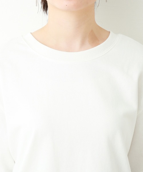 n'ee-ne(ネーネ)の「ヘビーウェイトコットンTシャツ(Tシャツ/カットソー・レディース・カーキ/モカ/ブラック/ブラック×ホワイト/ホワイト×ネイビー/オフホワイト・L/M)」の8枚目の写真
