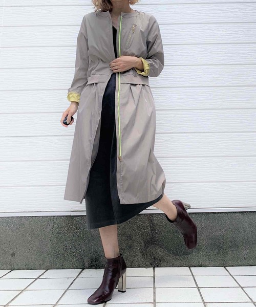 Q(キュー)の「シンプルライダースコート(ライダースジャケット・レディース・チャコールグレー/グレイッシュベージュ・MEDIUM)」の1枚目の写真