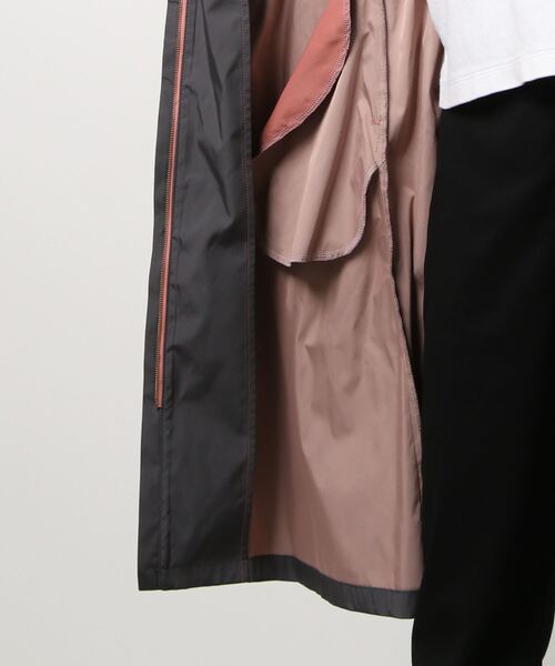 Q(キュー)の「シンプルライダースコート(ライダースジャケット・レディース・チャコールグレー/グレイッシュベージュ・MEDIUM)」の12枚目の写真