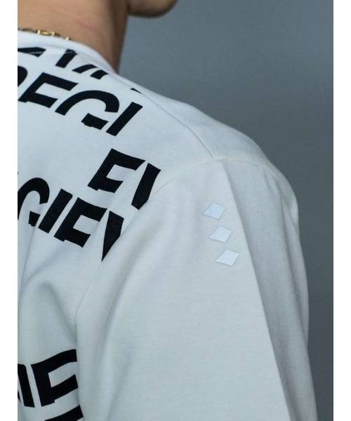 REGIEVO(レジエボ)の「REGIEVO ロゴ入りトレーナー セットアップ(スウェット・メンズ・ブラック/オフホワイト・S/M/L/XL)」の10枚目の写真