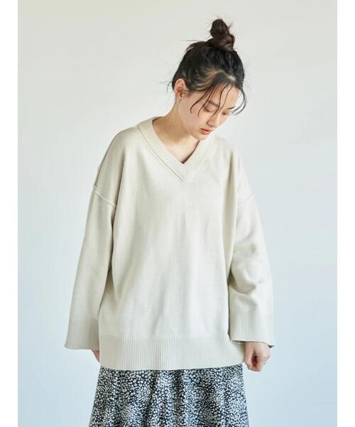 AMERICAN HOLIC（アメリカンホリック）の「VネックニットBIGプルオーバー ＊（ニット/セーター・レディース・チャコールグレー/アイボリー/ミント/モカ/LT.Gray・FREE）」の20枚目の写真