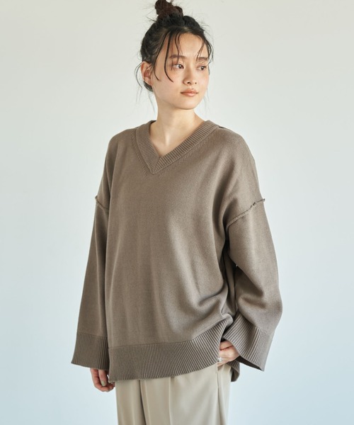 AMERICAN HOLIC（アメリカンホリック）の「VネックニットBIGプルオーバー ＊（ニット/セーター・レディース・チャコールグレー/アイボリー/ミント/モカ/LT.Gray・FREE）」の3枚目の写真
