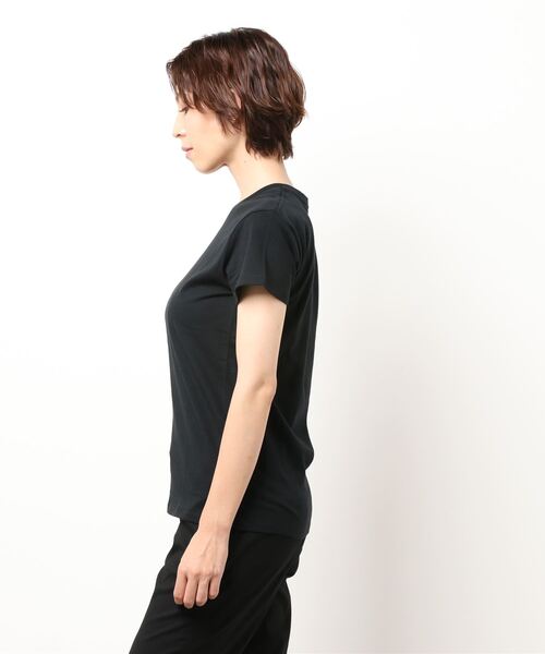 FRUIT OF THE LOOM（フルーツオブザルーム）の「レディースオーガニックTシャツ / シンプル / コットン / ベーシック（Tシャツ/カットソー・レディース・オフホワイト/ホワイト/ブラック・S/M）」の4枚目の写真