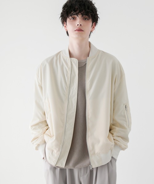 ASTRONOMY（アストロノミー）の「ビッグシルエット袖シャーリングアーバンMA-1ブルゾン（MA-1・メンズ・ブラック/ネイビー/カーキ/モカ/杢グレー/ブラウン/チャコール/アイボリー・S/M/L/XL/XXL）」の9枚目の写真