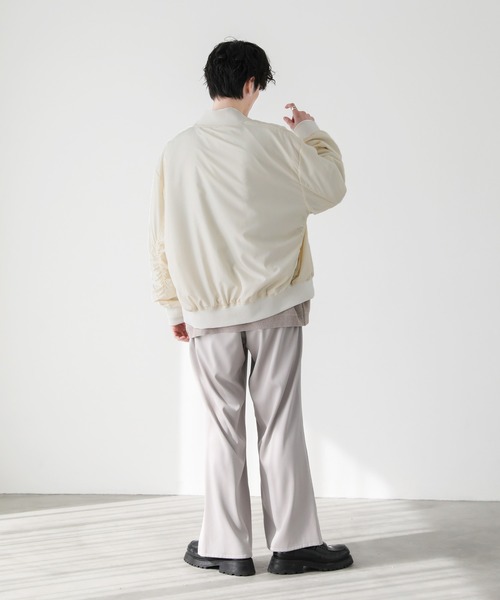 ASTRONOMY（アストロノミー）の「ビッグシルエット袖シャーリングアーバンMA-1ブルゾン（MA-1・メンズ・ブラック/ネイビー/カーキ/モカ/杢グレー/ブラウン/チャコール/アイボリー・S/M/L/XL/XXL）」の16枚目の写真