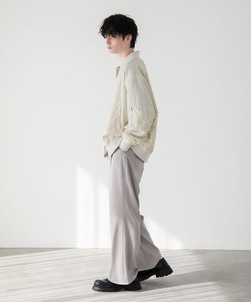 ASTRONOMY（アストロノミー）の「ビッグシルエット袖シャーリングアーバンMA-1ブルゾン（MA-1・メンズ・ブラック/ネイビー/カーキ/モカ/杢グレー/ブラウン/チャコール/アイボリー・S/M/L/XL/XXL）」の14枚目の写真