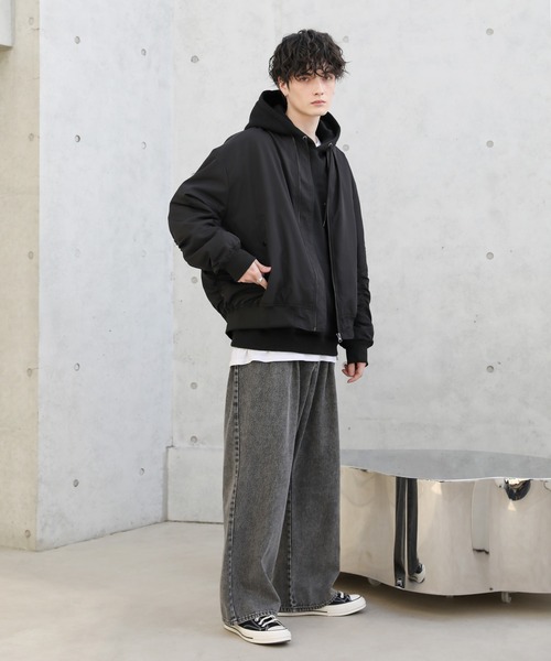 ASTRONOMY（アストロノミー）の「ビッグシルエット袖シャーリングアーバンMA-1ブルゾン（MA-1・メンズ・ブラック/ネイビー/カーキ/モカ/杢グレー/ブラウン/チャコール/アイボリー・S/M/L/XL/XXL）」の22枚目の写真