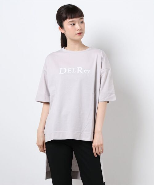 INTERPLANET(インタープラネット)の「ロゴプリントオーバーサイズTシャツ(Tシャツ/カットソー・レディース・ブラック/オフホワイト/グレイッシュベージュ・FREE)」の3枚目の写真