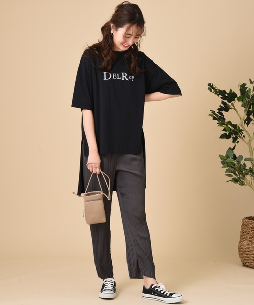 INTERPLANET(インタープラネット)の「ロゴプリントオーバーサイズTシャツ(Tシャツ/カットソー・レディース・ブラック/オフホワイト/グレイッシュベージュ・FREE)」の13枚目の写真