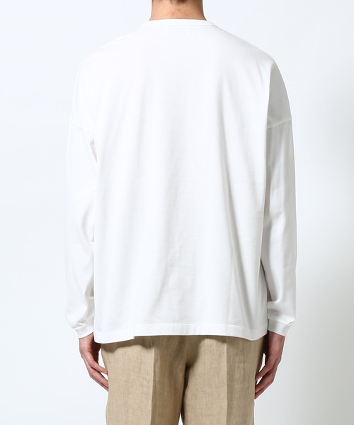 ADAM ET ROPE'(アダムエロペ)の「【NORITAKE】ドロップショルダー ルーズシルエット クルーネックロンT(Tシャツ/カットソー・メンズ・ホワイト/ブラック/チャコールグレー・M/L)」の8枚目の写真