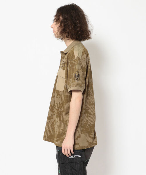 AVIREX（アヴィレックス）の「ルーズフィット カスタム ポロシャツ / SS LOOSE FIT CUSTOM POLO SHIRT / アヴィレックス / AVIREX（ポロシャツ・メンズ・ネイビー/オフホワイト/ブラウン系その他2・MEDIUM/LARGE/X-LARGE/XX-LARGE）」の7枚目の写真