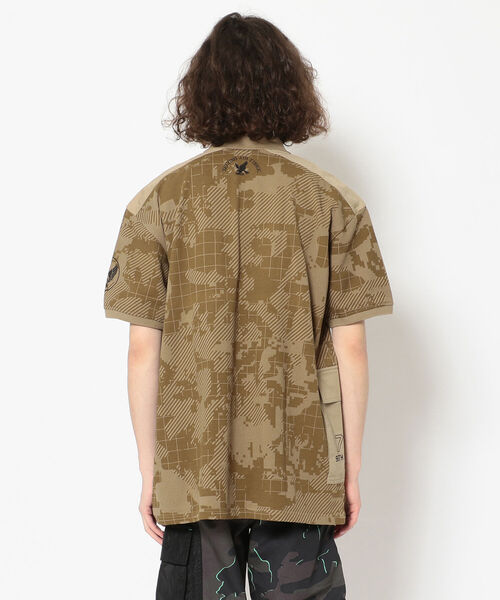 AVIREX（アヴィレックス）の「ルーズフィット カスタム ポロシャツ / SS LOOSE FIT CUSTOM POLO SHIRT / アヴィレックス / AVIREX（ポロシャツ・メンズ・ネイビー/オフホワイト/ブラウン系その他2・MEDIUM/LARGE/X-LARGE/XX-LARGE）」の4枚目の写真