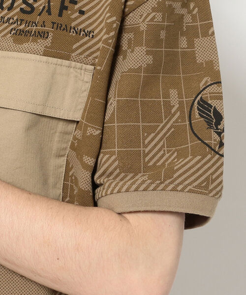 AVIREX（アヴィレックス）の「ルーズフィット カスタム ポロシャツ / SS LOOSE FIT CUSTOM POLO SHIRT / アヴィレックス / AVIREX（ポロシャツ・メンズ・ネイビー/オフホワイト/ブラウン系その他2・MEDIUM/LARGE/X-LARGE/XX-LARGE）」の6枚目の写真