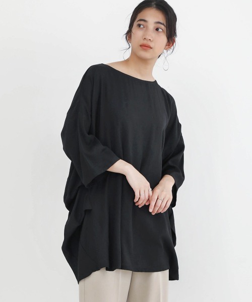 Bou Jeloud(ブージュルード)の「清涼感あるさらさら素材◆オーバーチュニック(シャツ/ブラウス・レディース・ブラック/ベージュ/ブルー/カーキ・38)」の2枚目の写真