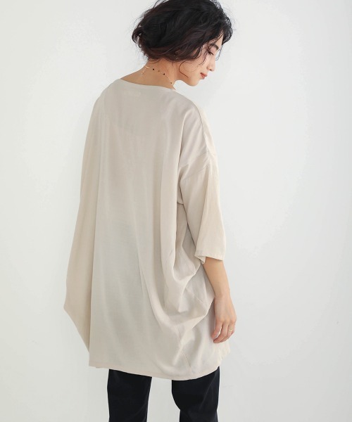 Bou Jeloud(ブージュルード)の「清涼感あるさらさら素材◆オーバーチュニック(シャツ/ブラウス・レディース・ブラック/ベージュ/ブルー/カーキ・38)」の10枚目の写真