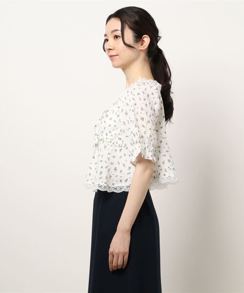 Clice de Paris（クリシェドゥパリス）の「K/フラワーブラウスSS（シャツ/ブラウス・レディース・ベージュ/サックスブルー/ピンク/イエロー・ONESIZE）」の6枚目の写真