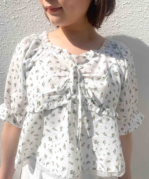 Clice de Paris（クリシェドゥパリス）の「K/フラワーブラウスSS（シャツ/ブラウス・レディース・ベージュ/サックスブルー/ピンク/イエロー・ONESIZE）」の9枚目の写真