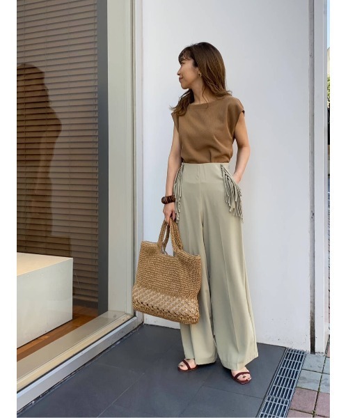 LAATO（ラート）の「FRINGE HAPPY PANTS（スラックス・レディース・チャコールグレー/ベージュ・FREE）」の15枚目の写真