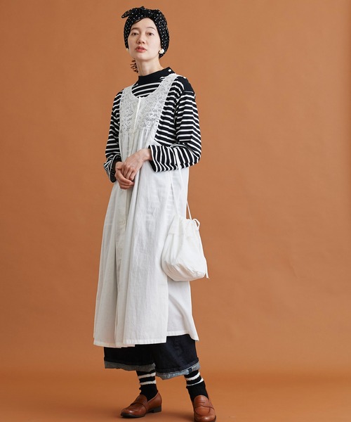 Malle(マル)の「malle コットン/リネン レース編み 巾着バッグ(ハンドバッグ・レディース・オフホワイト/ブラック・FREE)」の8枚目の写真