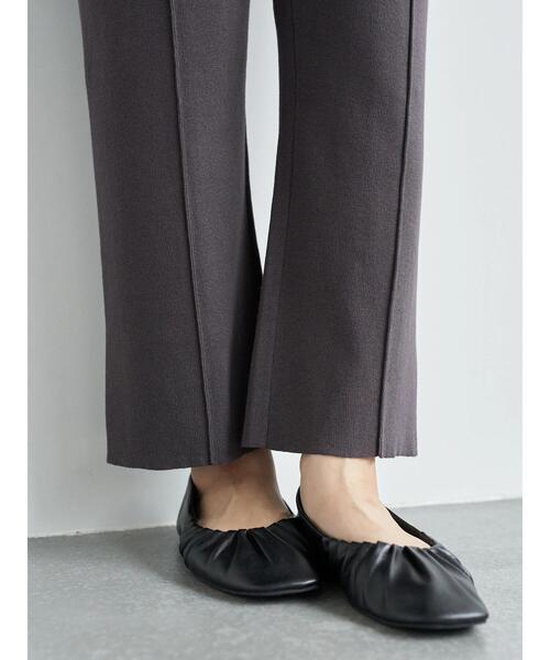 earth music&ecology（アースミュージックアンドエコロジー）の「バックスリットニットパンツ ＊（その他パンツ・レディース・チャコールグレー/ベージュ/モカ・FREE）」の15枚目の写真