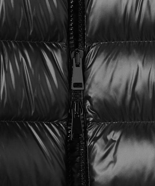 MONCLER(モンクレール)の「<MONCLER (モンクレール)>SUYEN ダウンコート ■■■(ダウンジャケット/コート・レディース・ブラック・1/0)」の13枚目の写真