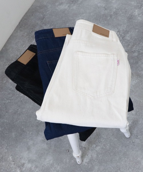 archives（アルシーヴ）の「ベーシックストレートパンツ（デニムパンツ・レディース・ブラック/ネイビー/アイボリー・SMALL/MEDIUM/X-SMALL）」の10枚目の写真