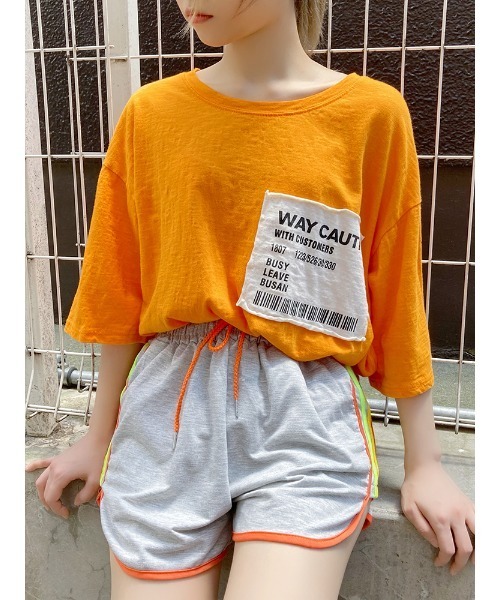 Figments（フィグメンツ）の「CAUTIONパッチＴ（Tシャツ/カットソー・レディース・オレンジ/ブラック・FREE）」の17枚目の写真