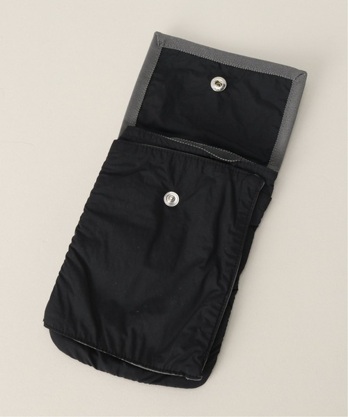 JOURNAL STANDARD relume(ジャーナルスタンダード レリューム)の「ネオタイプライターポーチ(ボディバッグ/ウエストポーチ・メンズ・ブラック/パープル/ベージュ系その他・FREE)」の19枚目の写真