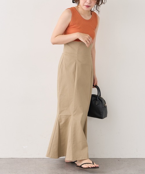 natural couture（ナチュラルクチュール）の「【WEB限定】今年のマストトレンド！ハイウエストマーメイドスカートSサイズ（スカート・レディース・ブラウン/グリーン/パープル/その他1/その他2/スミクロ/ベージュ・SMALL）」の4枚目の写真