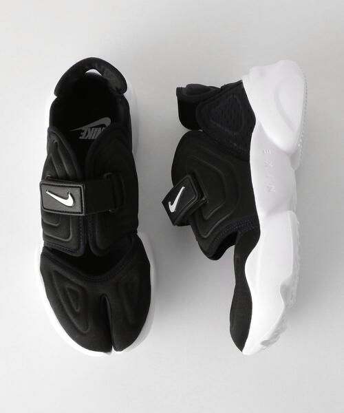 NIKE（ナイキ）の「＜NIKE（ナイキ）＞AQUA RIFT アクアリフト/スニーカー（スニーカー・レディース・ホワイト/ブラック・23cm/23.5cm/24cm/24.5cm/25cm）」の13枚目の写真