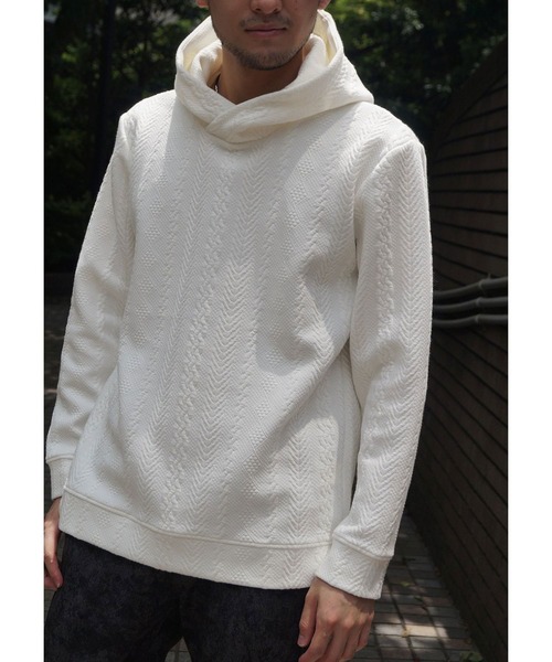NICOLE CLUB FOR MEN（ニコルクラブフォーメン）の「ケーブルブリスタープルオーバーパーカ（パーカー・メンズ・ブラック/レッド系その他/ホワイト/ホワイト×ブラック・MEDIUM/X-LARGE/LARGE）」の2枚目の写真