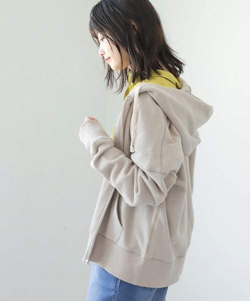 LAKOLE（ラコレ）の「ソフトテリージップフーディ / 227763（パーカー・レディース・オフホワイト/ブラック/チョコ/グレイッシュベージュ・SMALL/MEDIUM）」の4枚目の写真