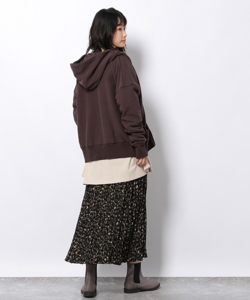 LAKOLE（ラコレ）の「ソフトテリージップフーディ / 227763（パーカー・レディース・オフホワイト/ブラック/チョコ/グレイッシュベージュ・SMALL/MEDIUM）」の20枚目の写真