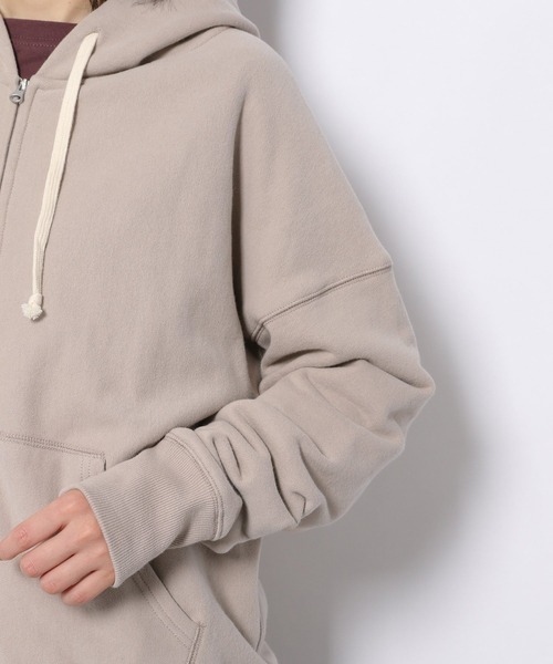 LAKOLE（ラコレ）の「ソフトテリージップフーディ / 227763（パーカー・レディース・オフホワイト/ブラック/チョコ/グレイッシュベージュ・SMALL/MEDIUM）」の21枚目の写真
