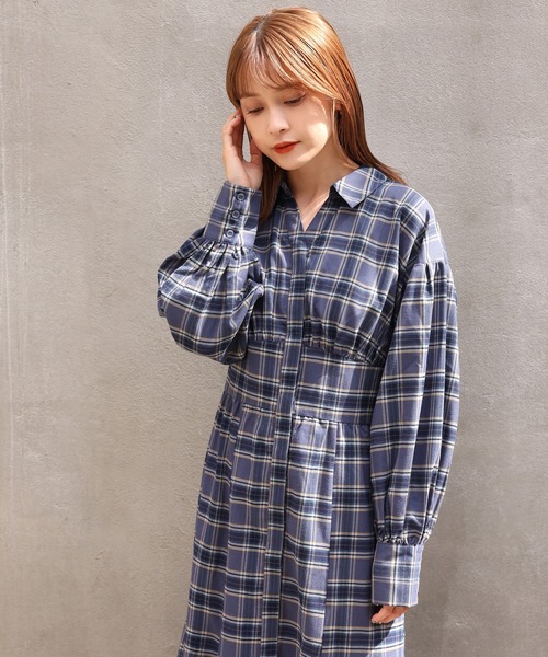 one after another NICE CLAUP(ワンアフターアナザーナイスクラップ)の「ロングシャツワンピース(シャツワンピース・レディース・パープル/ブラウン/ブルー系その他/ピンク系その他・FREE)」の17枚目の写真