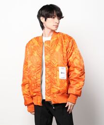 ジャケット・アウター A BATHING APE Reversible Ma-1 Jacket L ジャケット・アウター A BATHING APE Reversible Ma-1 Jacket L