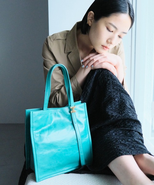 イアクッチ　IACUCCI　トートバッグ　ハンドバッグ　ジュリエッタ　レザー IACUCCI（イアクッチ）の「ジュリエッタ M ATHENE（トートバッグ