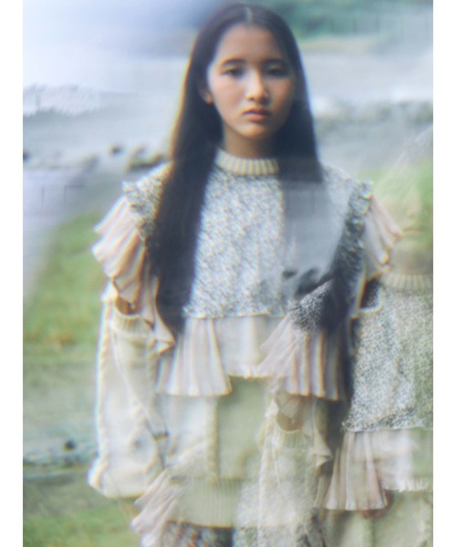 merry jenny(メリージェニー)の「floral frill frill collar(付け襟・レディース・アイボリー/ブラック/ブルー・FREE)」の4枚目の写真