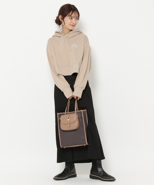 mysty woman(ミスティウーマン)の「ロゴショートフーディー 264502(パーカー・レディース・ベージュ/オフホワイト/ピンク/杢グレー・FREE)」の8枚目の写真